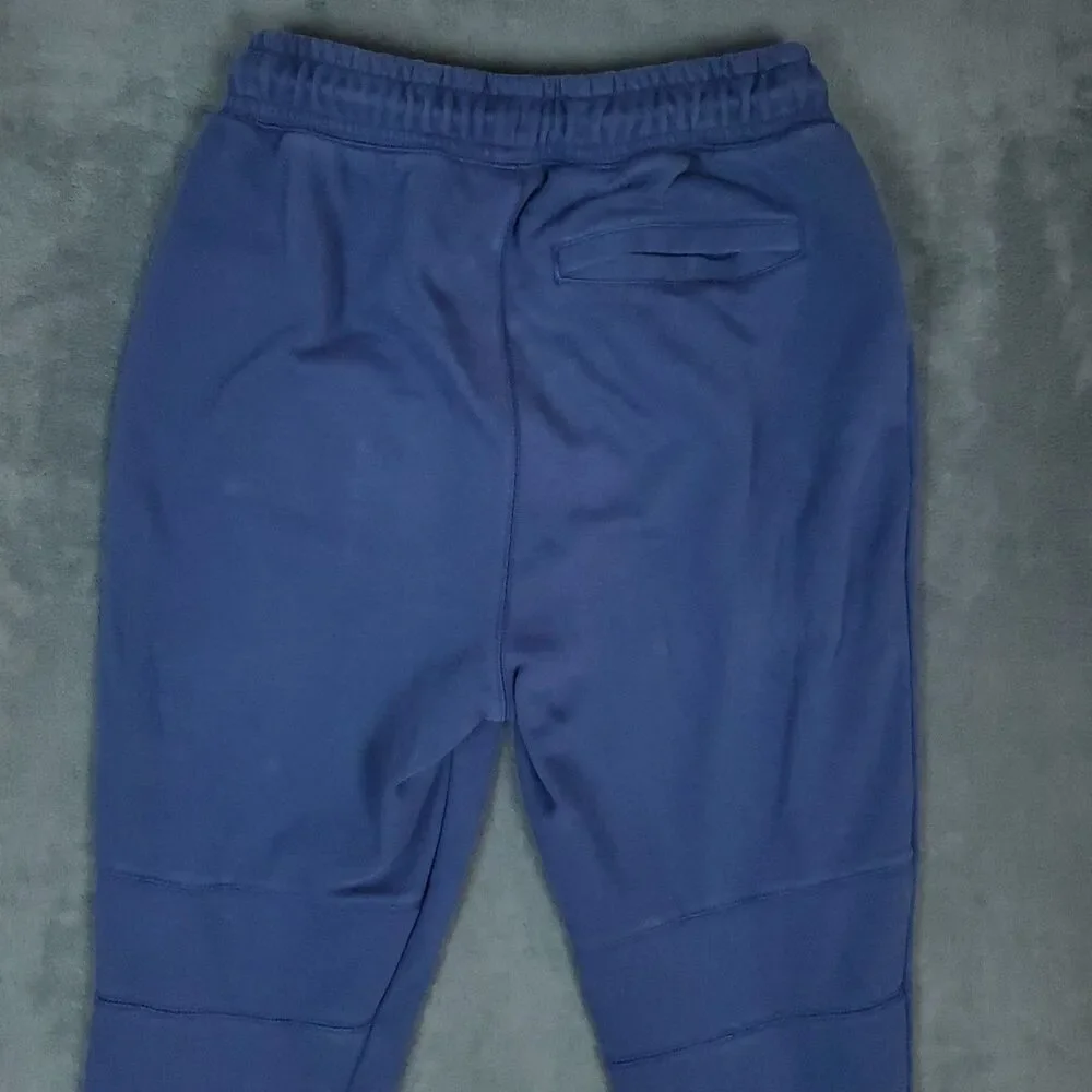 Nike Jordan Jogger Detroit Pistons Mens Medium NBA Basketball